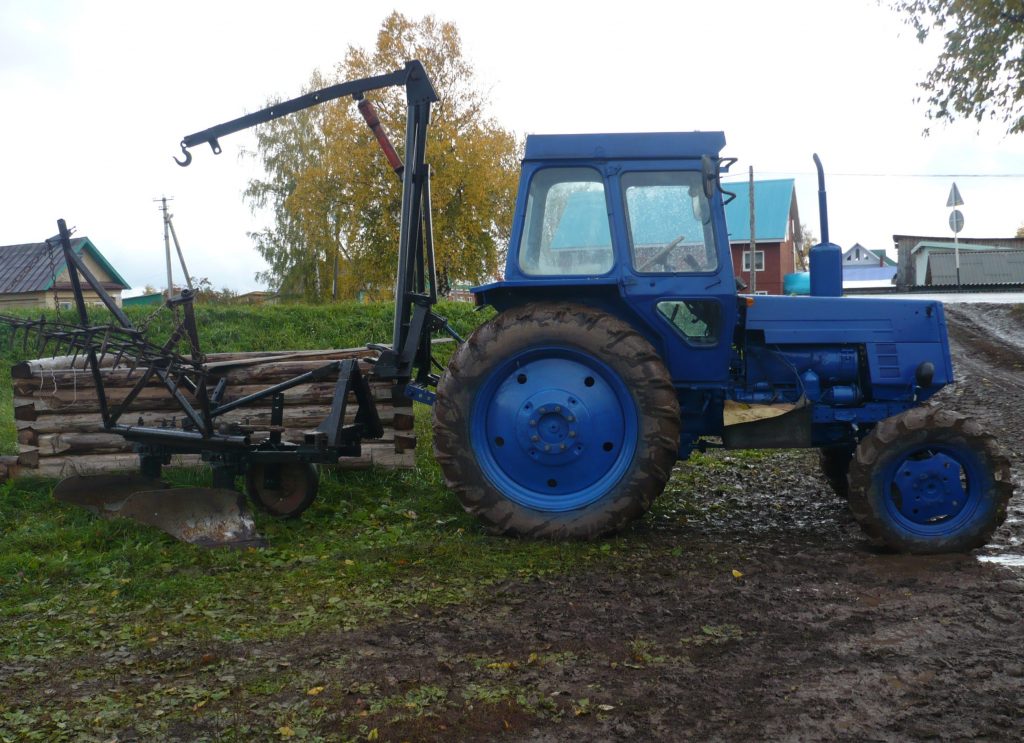 Права на трактор в Горнозаводске